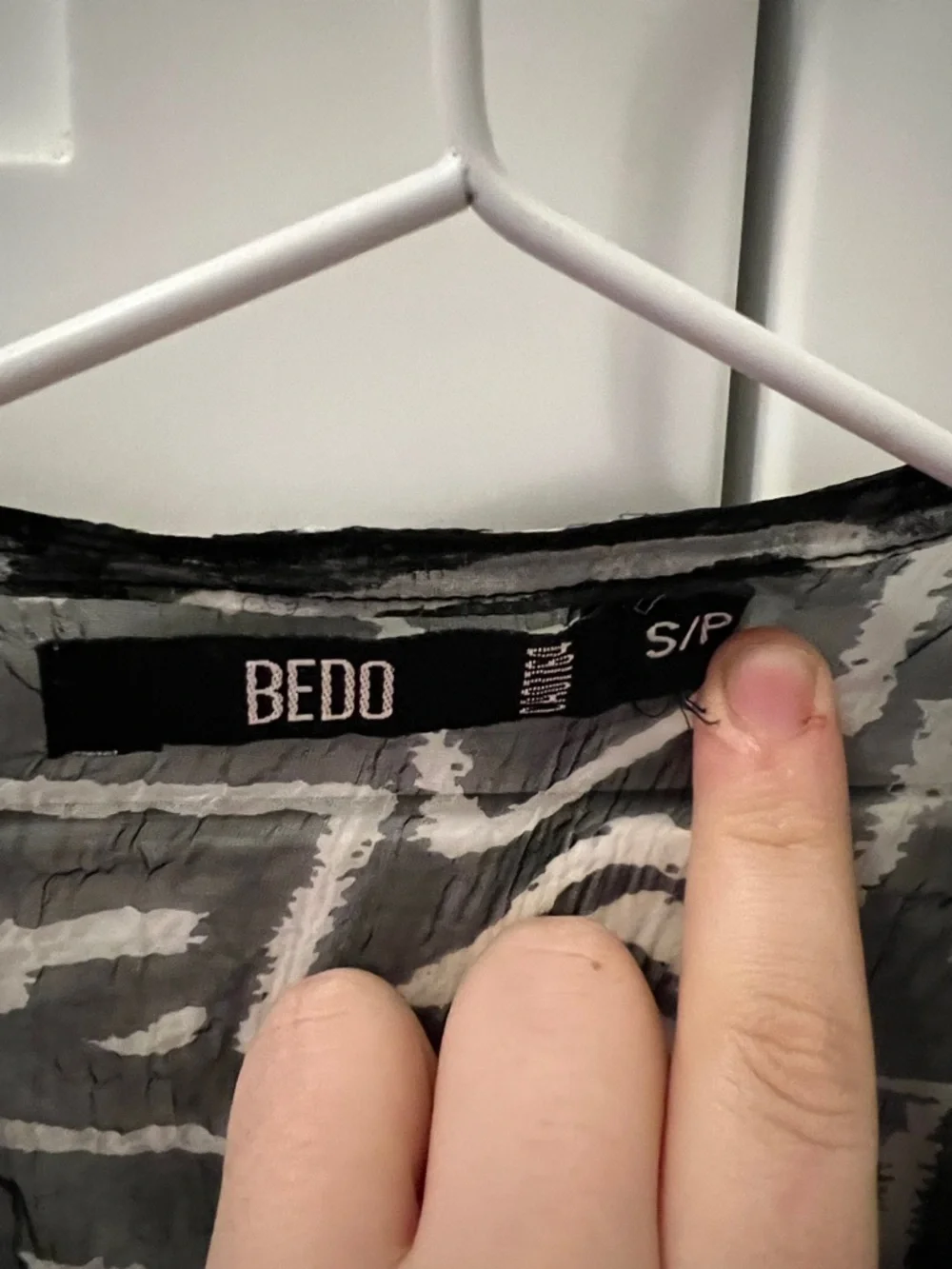 Bedo Black & White Patterned Blouse with Red Trim - Picture 2 of 2